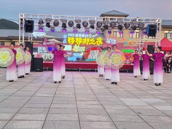 股票配资官网 “穆棱湖之夜”文旅活动点燃小镇“夜经济”